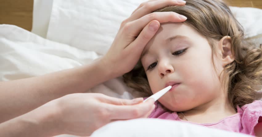 bambina con febbre alta dopo vaccino meningite