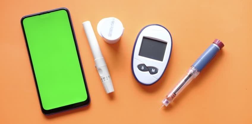 Diabete, misurare la glicemia senza punture con Freestyle Libre